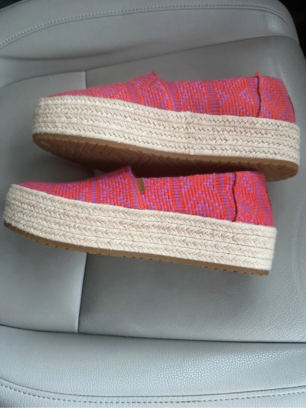 TOMS Women's Pink and Purple Slip-On Espadrilles